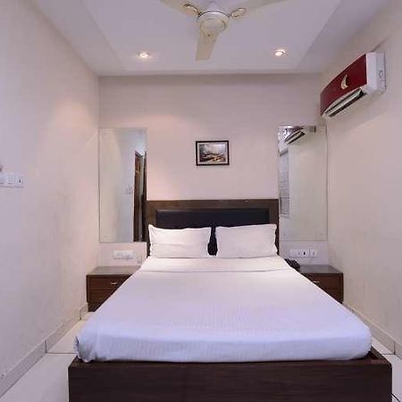 Afridi International Guest House Calcutta Buitenkant foto